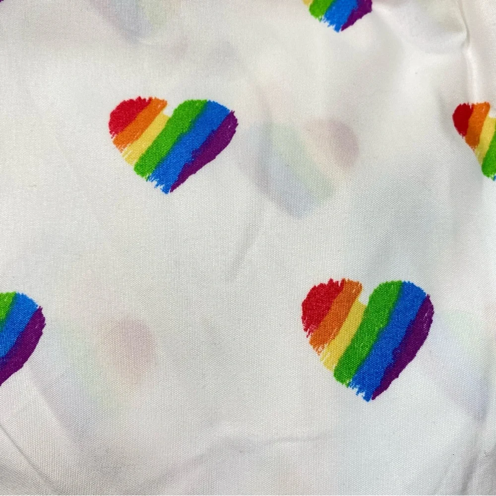 Isaac Mizrahi White Sheets Rainbow Hearts patterned fitted and flat twin sheets